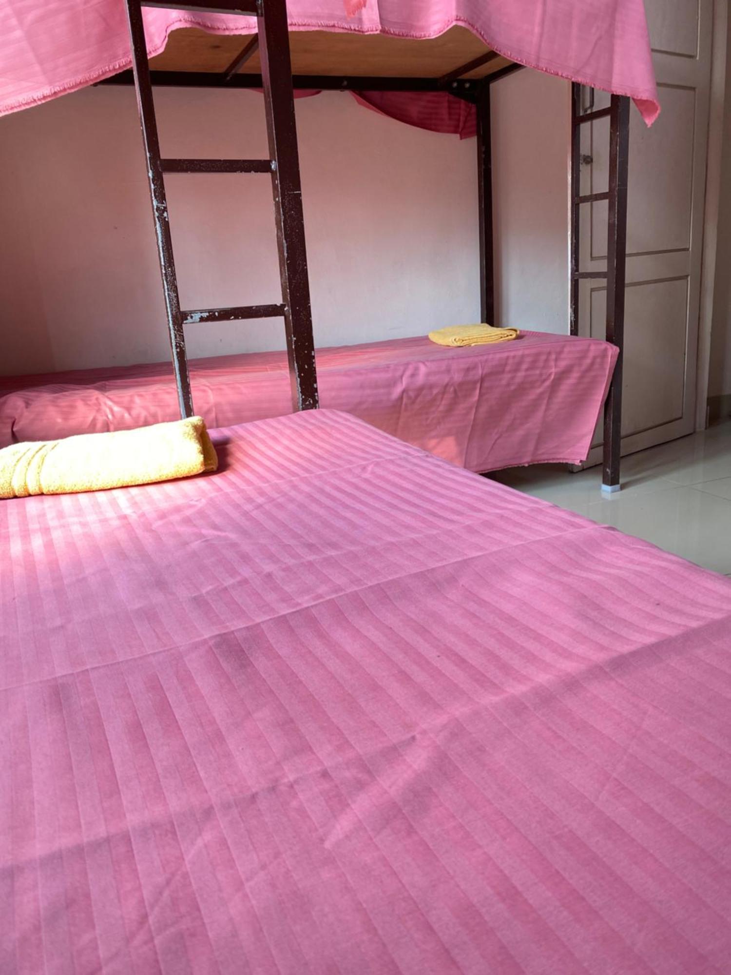 Kraal Kochi - Hostel &Pg Exterior photo