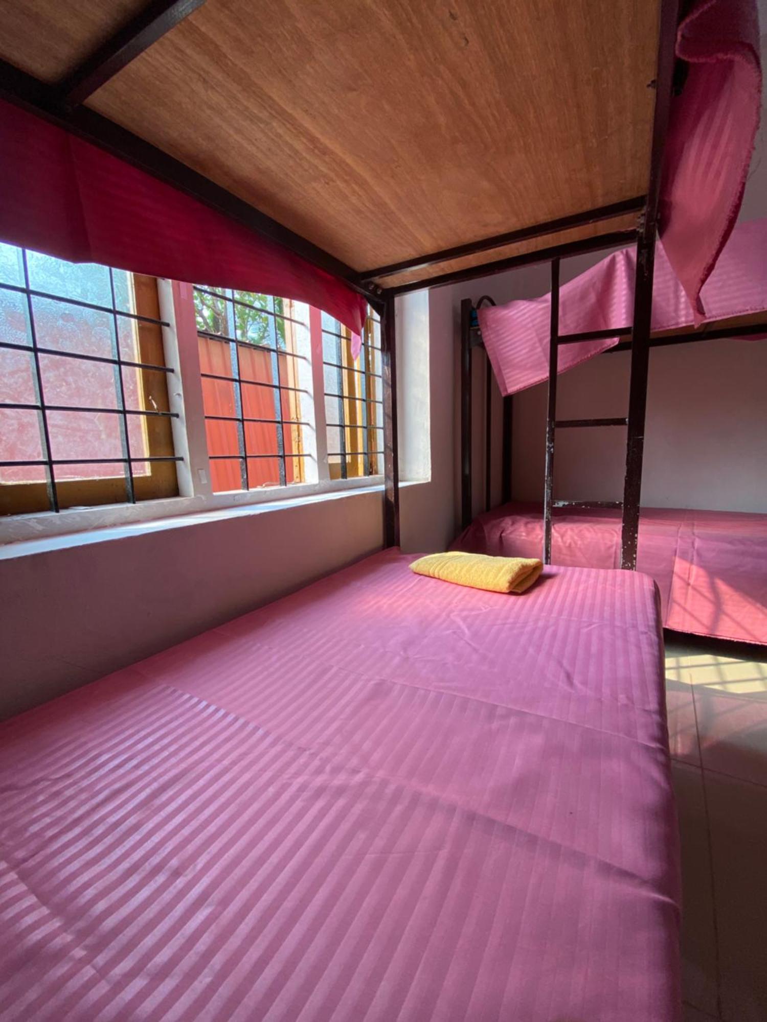 Kraal Kochi - Hostel &Pg Exterior photo