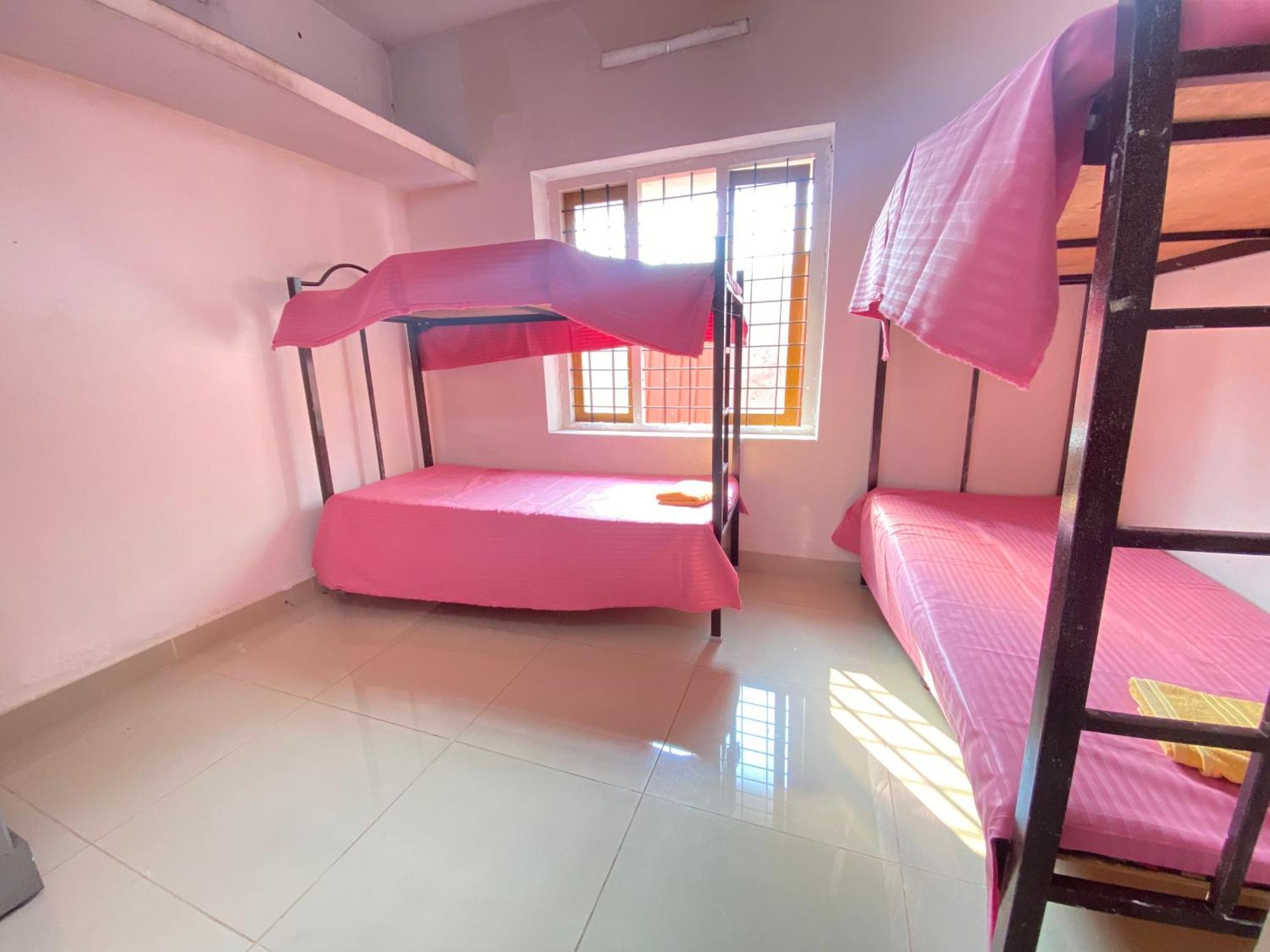 Kraal Kochi - Hostel &Pg Exterior photo